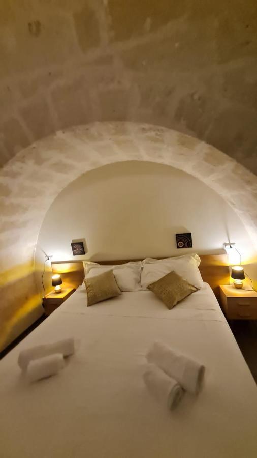 Lithos Rooms Матера Экстерьер фото